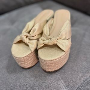 Style name: Marmar by Shoedazzle Brand New never worn size 6